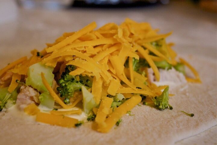 healthy broccoli cheddar chicken pocket