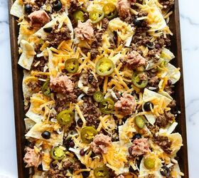 sheet pan nachos with ground beef