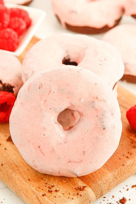 baked chocolate donut recipe with raspberry frosting