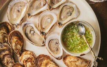 Oysters on the Half Shell With Fresh Tomatillo Mignonette