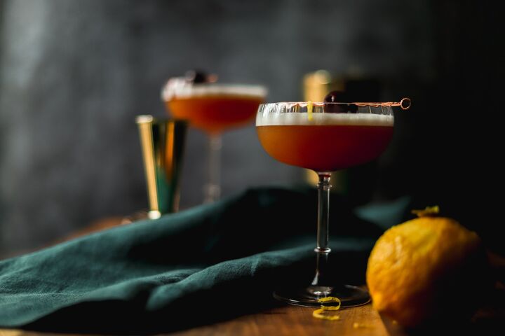 recipes that can help you fall asleep at night, 10 The Amaretto Sour