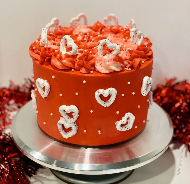 10 red food recipes for valentines day, Pretzel Heart Cake