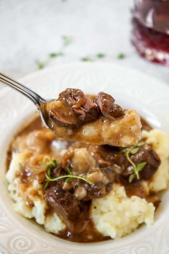 instant pot beef tips with gravy using onion soup mix