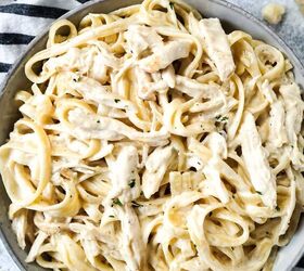 Creamy Garlic Parmesan Chicken Pasta | Foodtalk