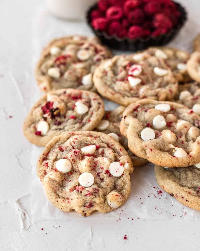 white chocolate and raspberry cookies