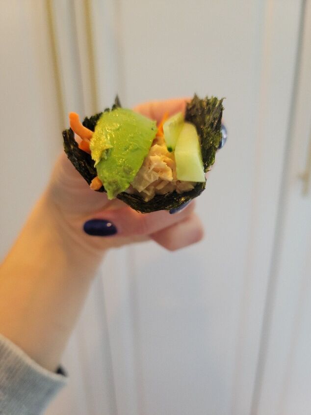 11 best homemade seaweed snacks, 10 Spicy Tuna Hand Roll