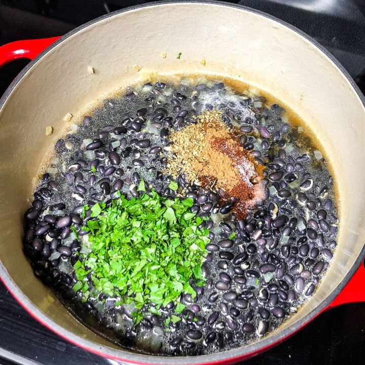 mexican black beans, Add the cilantro and dry seasonings