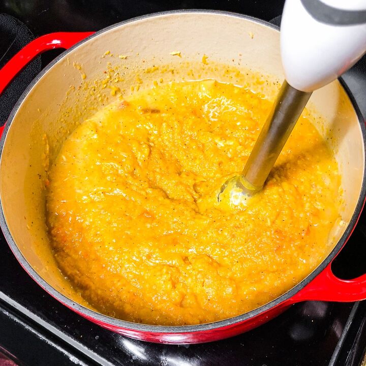 roasted butternut squash soup, Blend with an immersion blender