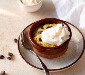 11 easy single serving dessert recipes, 11 Chocolate Chip Mug Cake