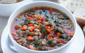 Tuscan Kale Soup With White Beans and Lentils