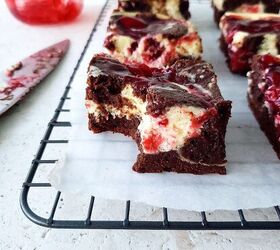 red velvet brownies