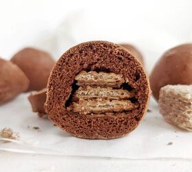 These chocolate protein balls use simple and healthy ingredients, and they take only 15 minutes to make