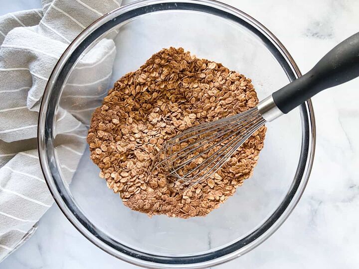 baked chocolate peanut butter oatmeal