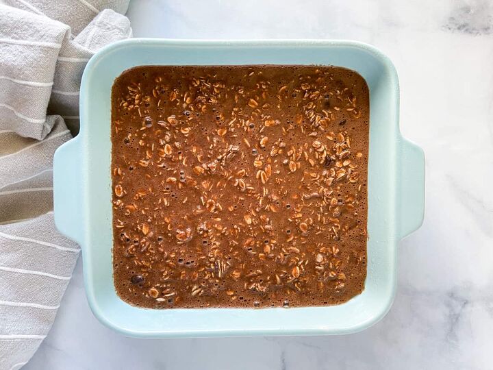baked chocolate peanut butter oatmeal