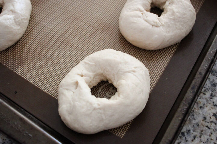 how to make sourdough bagels from scratch