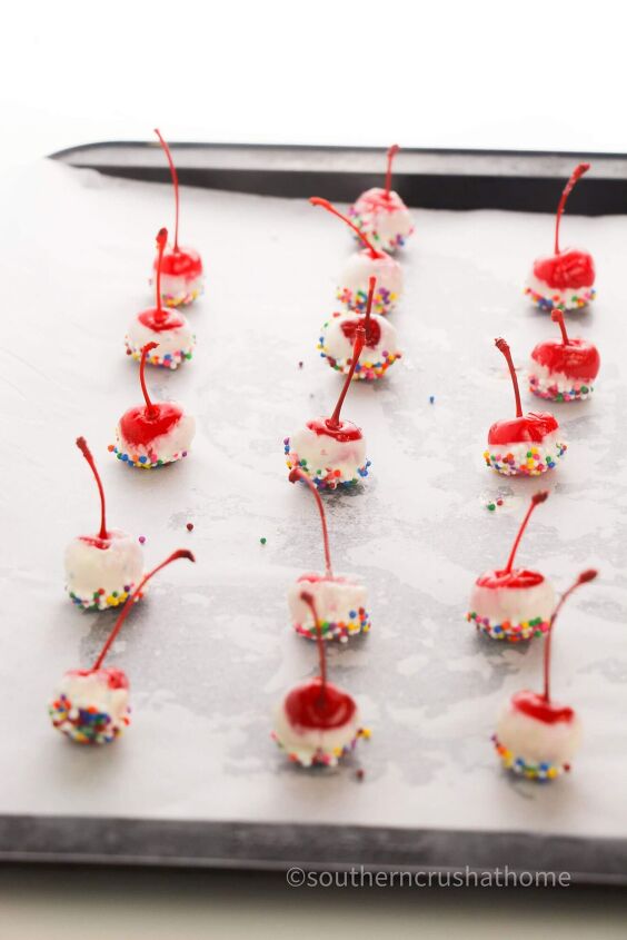 how to make simple 3 ingredient sprinkle dipped cherries