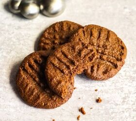 Whenever you're in the mood for a sweet treat, these are super easy to whip up (& a bit healthier)