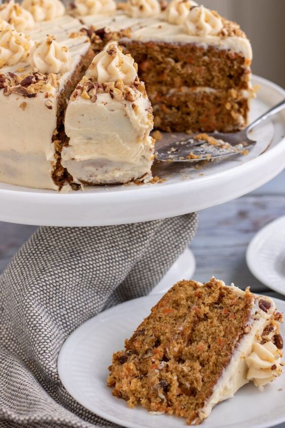 The Best Homemade Carrot Cake | Foodtalk