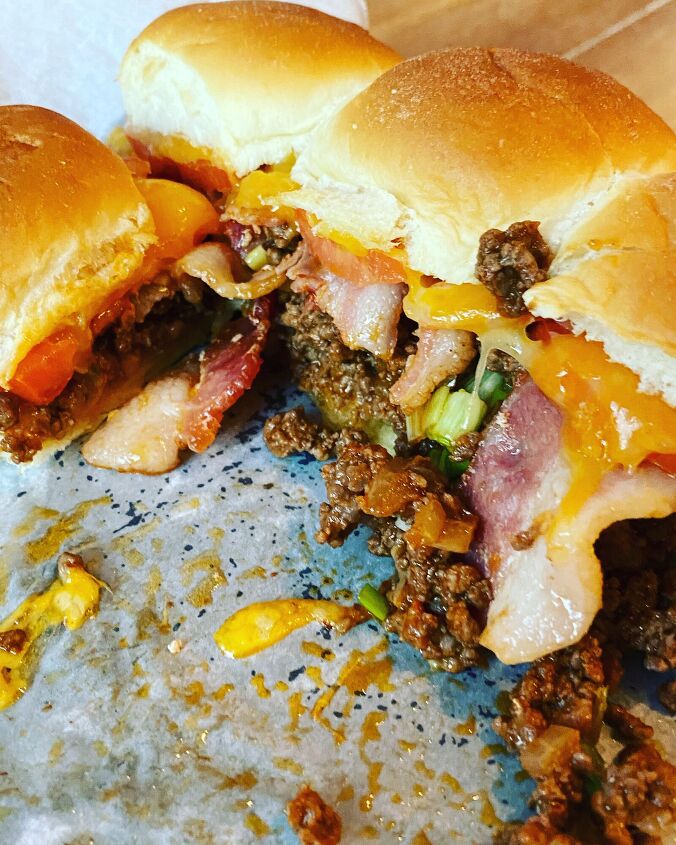 10 of the most fitting recipes for presidents day, Bacon Cheeseburger Sliders
