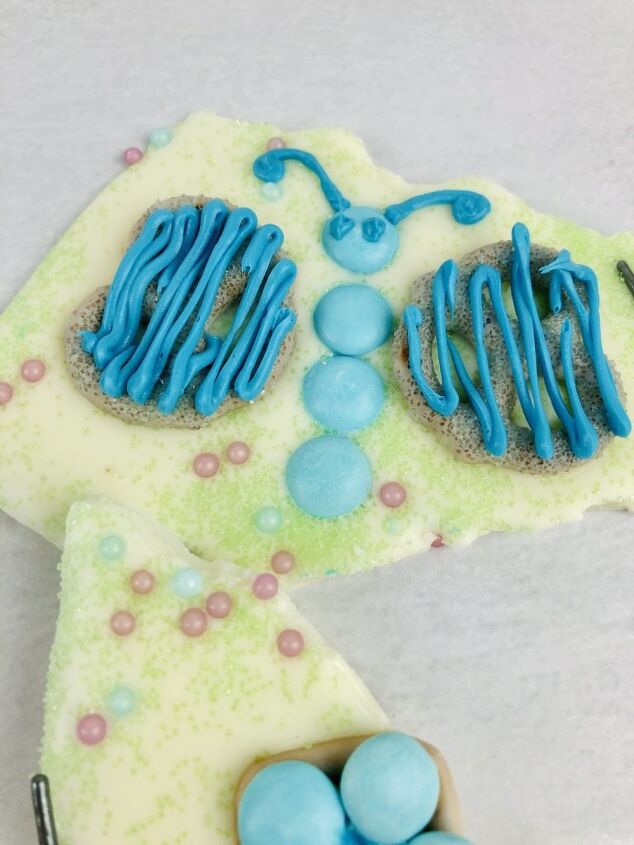 spring white chocolate bark recipe with pretzel flowers butterflies