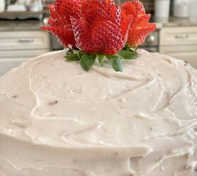 the best vanilla strawberry cake