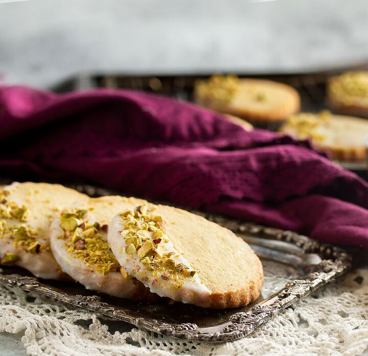 pistachio vegan shortbread cookies gluten free