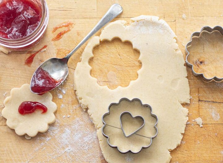 how to make vegan agave syrup linzer cookies