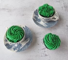 These scrumptious Irish cream cupcakes are the perfect St. Patrick's Day dessert