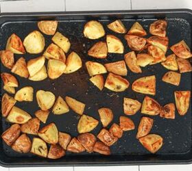 https://cdn-fastly.foodtalkdaily.com/media/2022/03/15/6728316/ninja-foodi-roasted-potatoes.jpg?size=720x845&nocrop=1