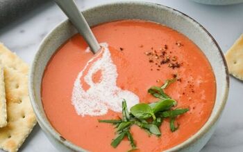 Easy Vitamix Tomato Basil Soup (Ready in 10 Minutes!)
