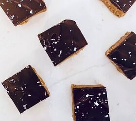 No-Bake Salted Peanut Butter Chocolate Protein Squares | Foodtalk