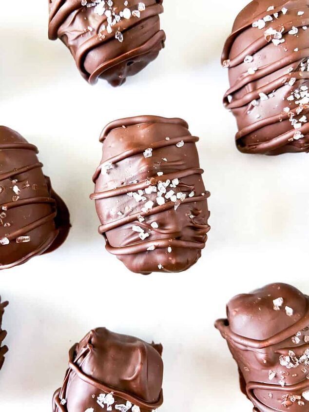 chocolate covered dates with peanut butter