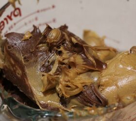 Satisfy your sweet tooth in 10 minutes with this easy 2-ingredient fudge