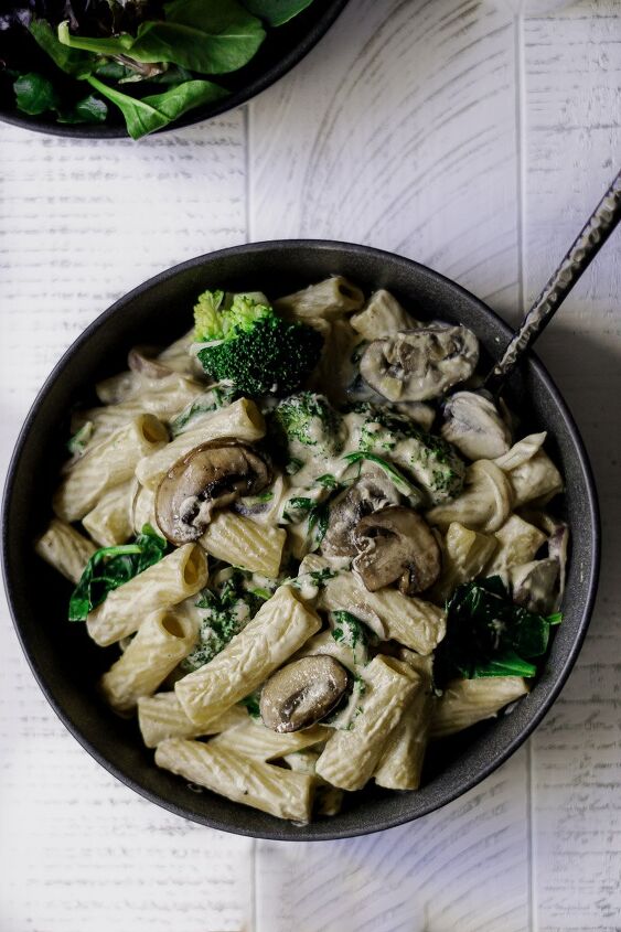 creamy vegan alfredo pasta