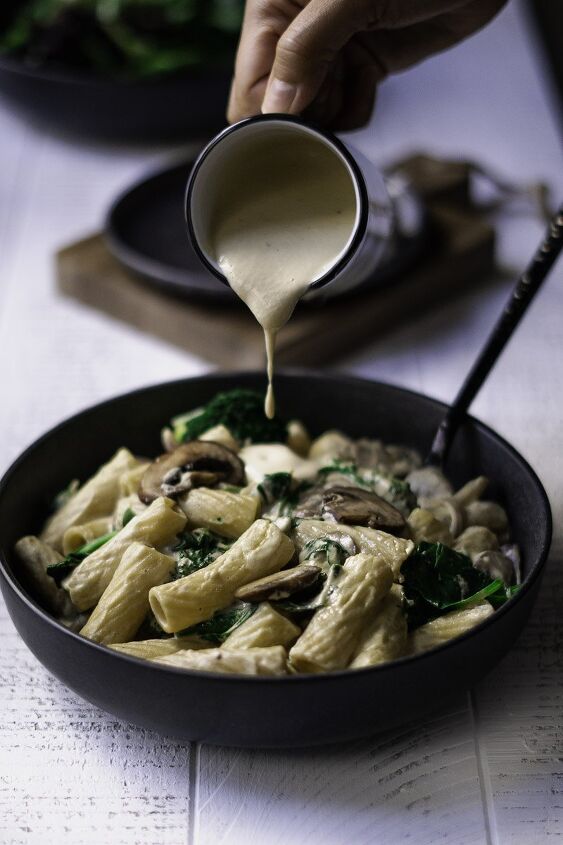 creamy vegan alfredo pasta