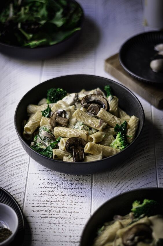 creamy vegan alfredo pasta