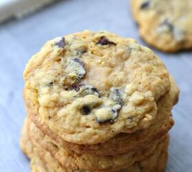 XL Bakery-Style Chocolate Chip Cookies