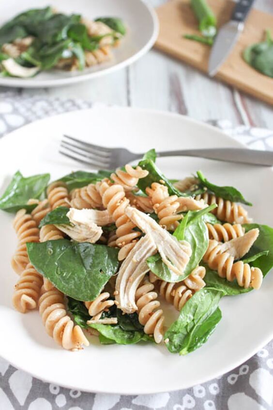 chicken pasta salad with spinach