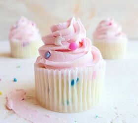 Sprinkle Cupcakes