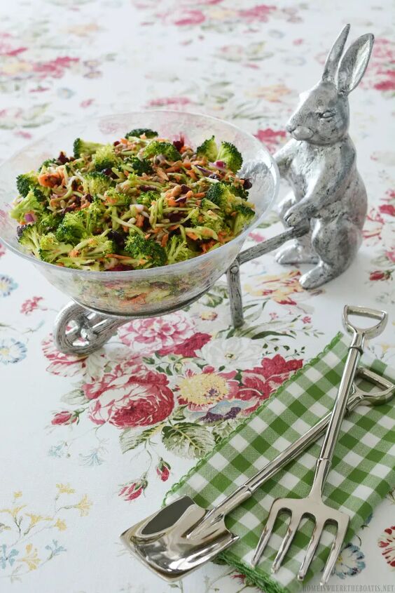 potluck sweet and crunchy broccoli salad
