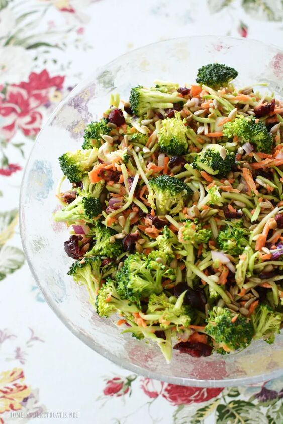 potluck sweet and crunchy broccoli salad