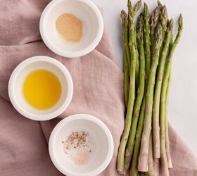 The 13-minute, 4-ingredient recipe that'll convince anyone to jump on the asparagus bandwagon