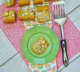 Easy Spring M&M Cookie Bars