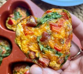 You're going to love these quick & simple egg muffins (great as a snack or breakfast!)