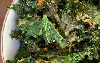 Crunchy Parmesan Kale Chips