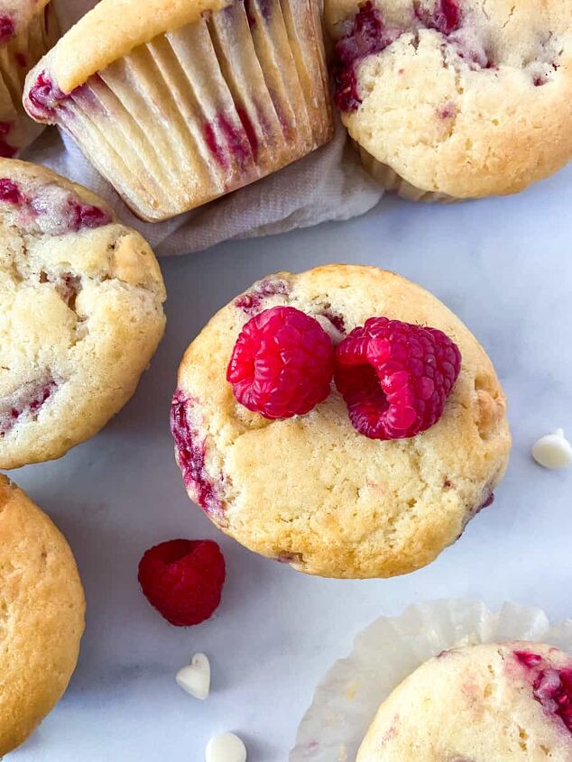 the best white chocolate raspberry muffins