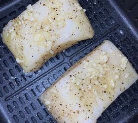 air fryer chilean sea bass recipe happy honey kitchen, In the air fryer basket before cooking