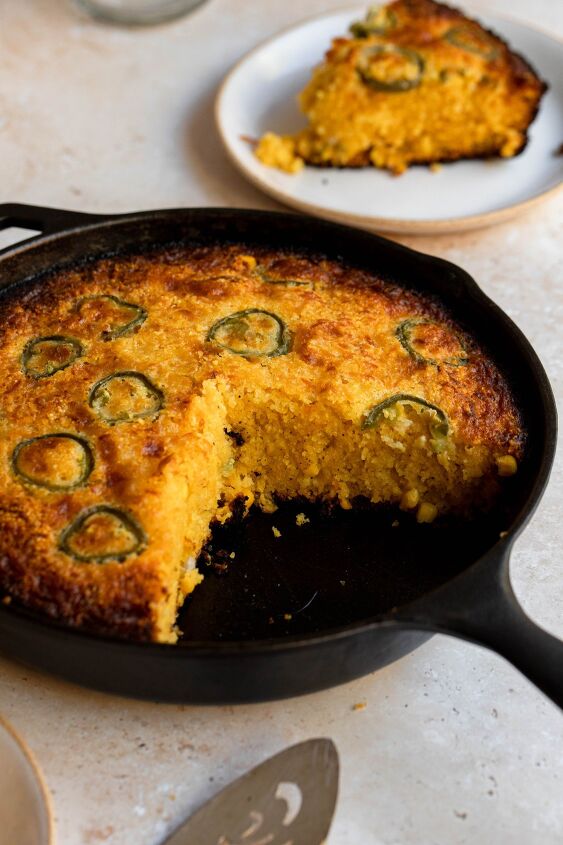 cheesy gluten free cornbread skillet, This cheesy skillet is the perfect dish to bring to potlucks Super Bowl parties or backyard barbecues