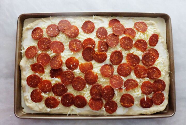 pepperoni three cheese white pizza