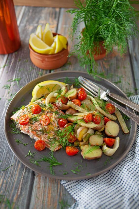 roasted salmon with fennel tomatoes and potatoes